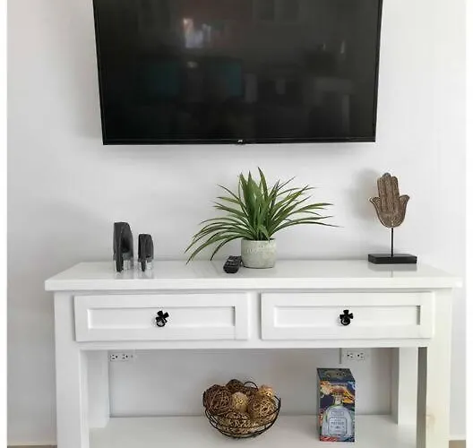 3Ap Beachy 1 Bedroom 1 Bath Pool Lrg Patio