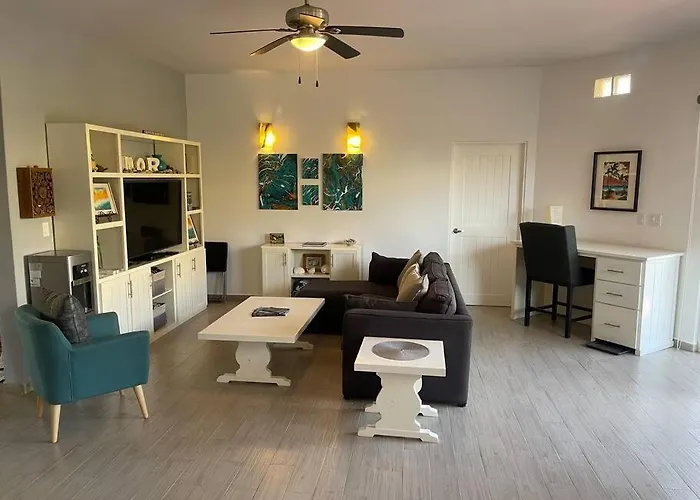 1A Casa Un Amor, Cerritos Beach Condo